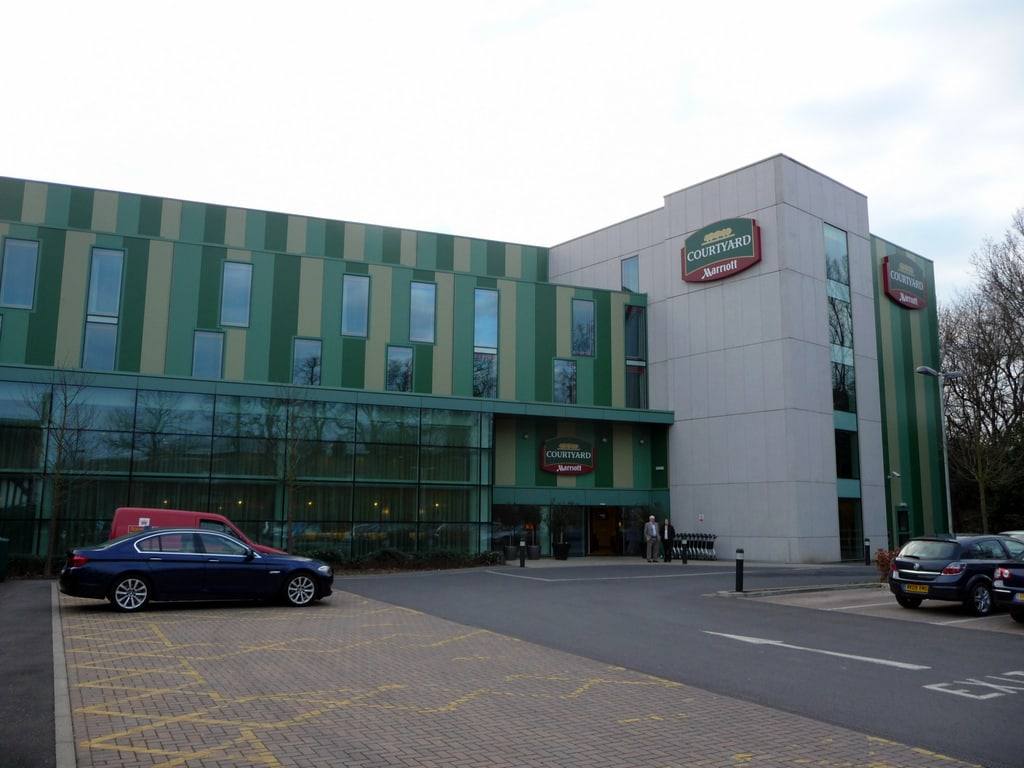 The Courtyard by Marriott Gatwick hotel exterior